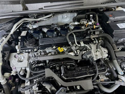 Used 2023 Toyota Corolla LE image 31