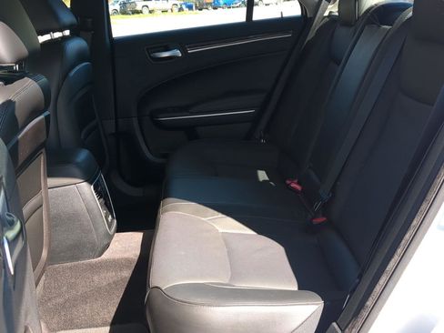 Used 2018 Chrysler 300 Limited w/ Safetytec Plus Group AWD/4WD image 19