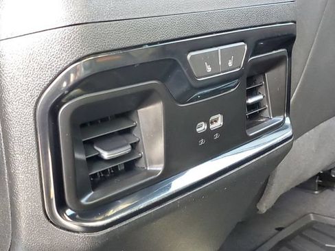 Used 2024 GMC Sierra 2500 AT4 AWD/4WD image 36