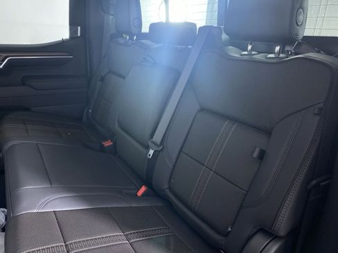 New 2025 Chevrolet Silverado 1500 High Country AWD/4WD image 15