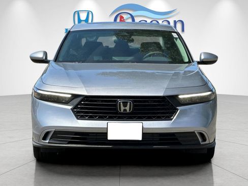 Used 2024 Honda Accord EX image 8