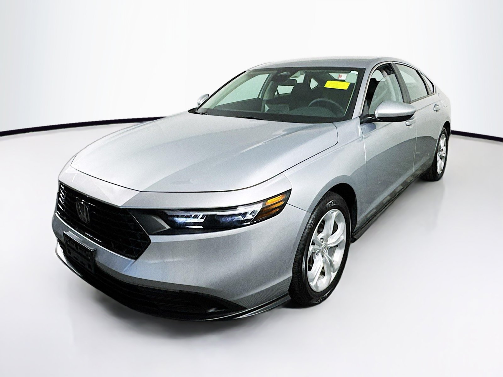 Used 2025 Honda Accord LX image 3