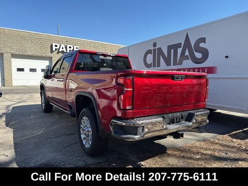Used 2025 Chevrolet Silverado 2500 LTZ w/ LTZ Premium Package AWD/4WD image 3