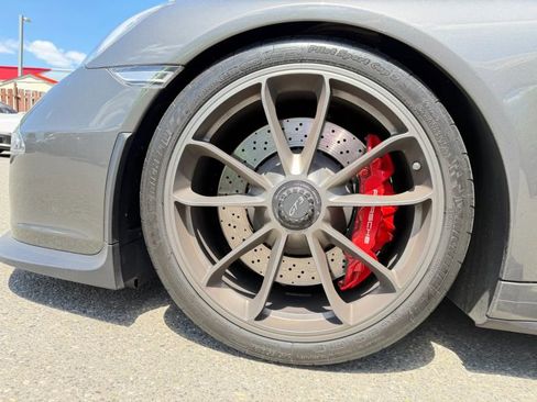 Used 2014 Porsche 911 GT3 RWD image 31