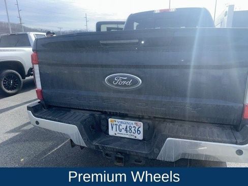 Used 2019 Ford F350 Lariat w/ Lariat Ultimate Package image 28