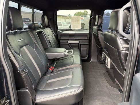 Used 2018 Ford F250 Platinum w/ FX4 Off-Road Package image 19