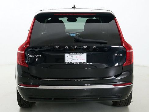 Certified 2023 Volvo XC90 B6 Ultimate w/ Protection Package Premier AWD/4WD image 8
