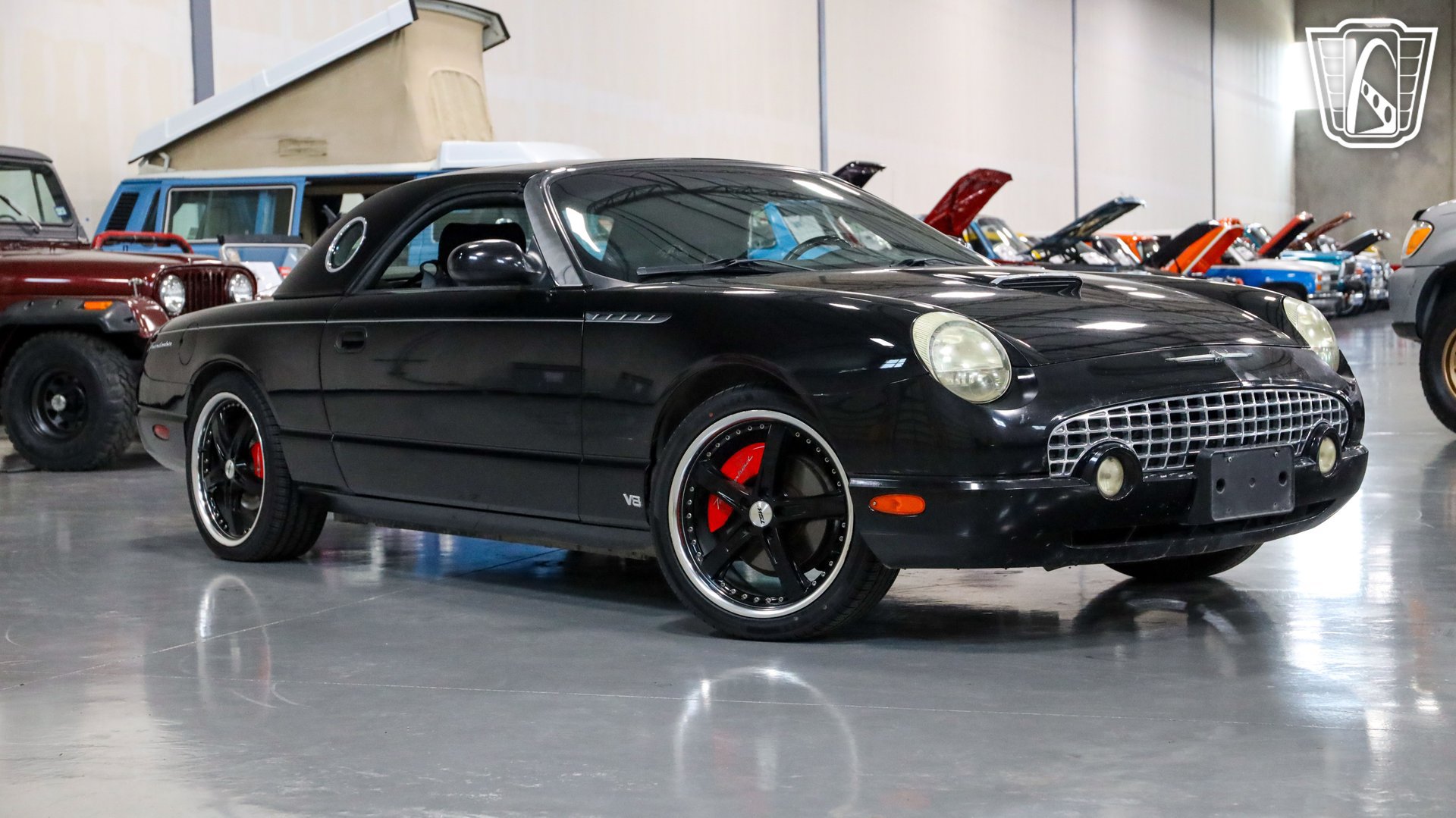 Used 2002 Ford Thunderbird RWD image 5