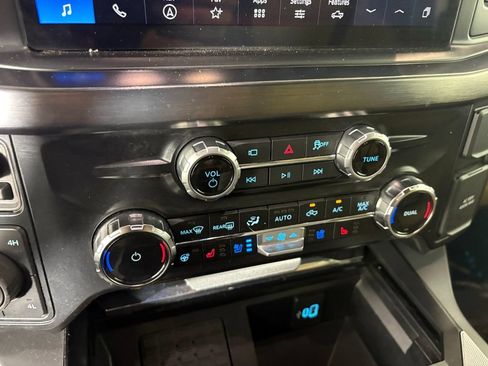 Certified 2025 Ford F350 Lariat w/ Chrome Package AWD/4WD image 19