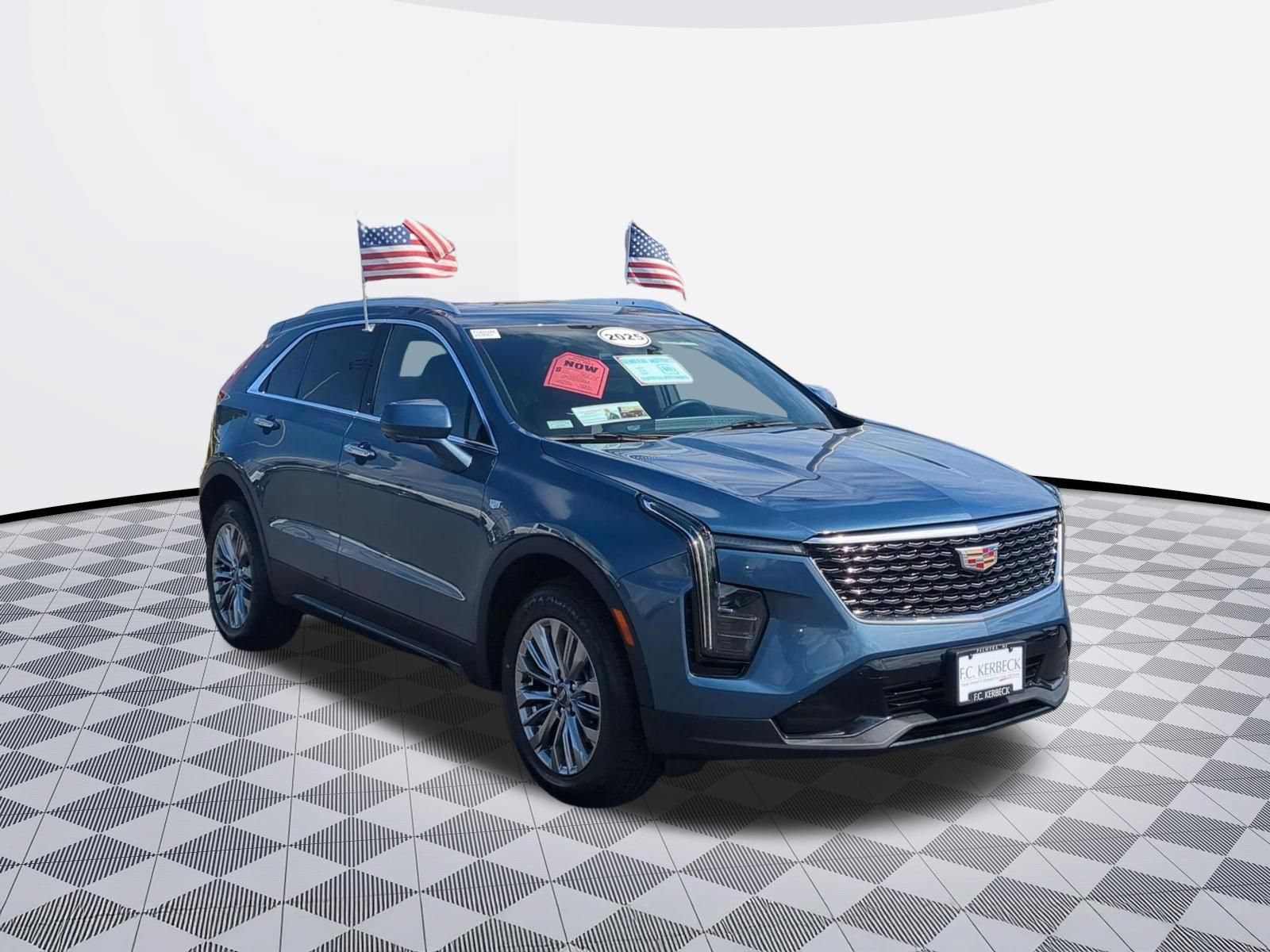 Certified 2025 Cadillac XT4 Premium Luxury AWD/4WD image 2