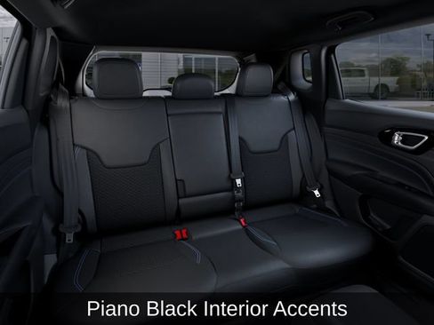 New 2026 Jeep Compass Latitude AWD/4WD image 17