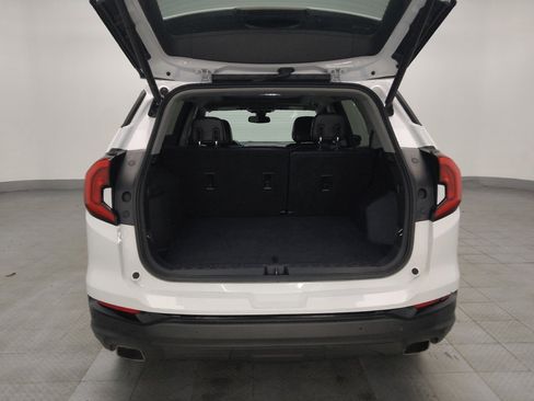 Used 2020 GMC Terrain SLT w/ Preferred Package image 29