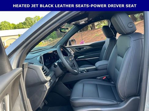 New 2026 Chevrolet Traverse LT image 5