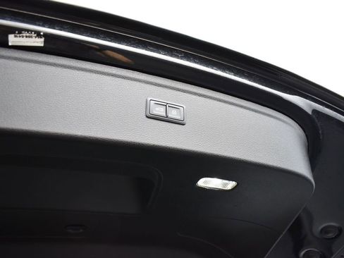 Used 2022 Audi SQ5 Premium Plus image 28