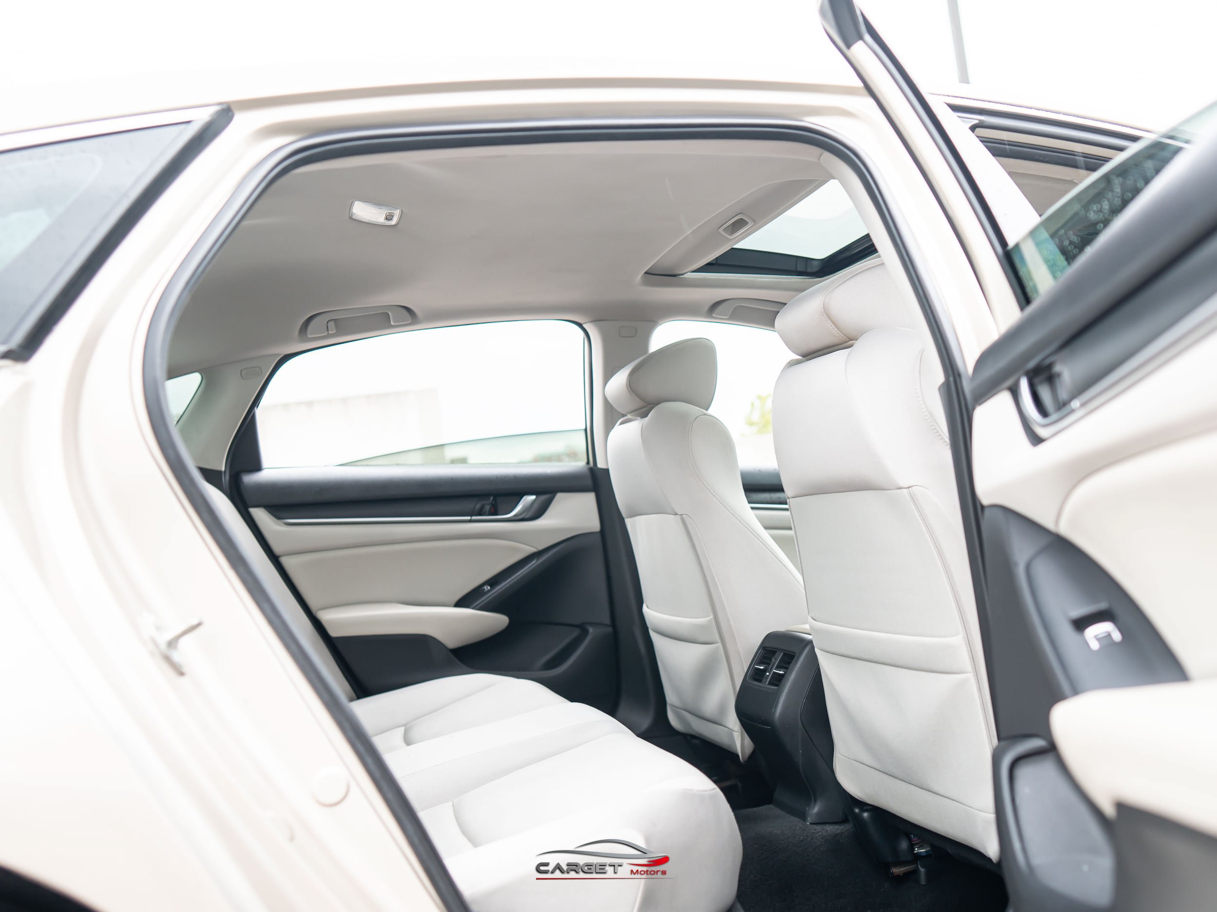 Used 2020 Honda Accord EX image 19