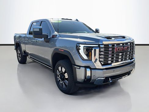 Used 2026 GMC Sierra 2500 Denali w/ Denali Reserve Package image 1