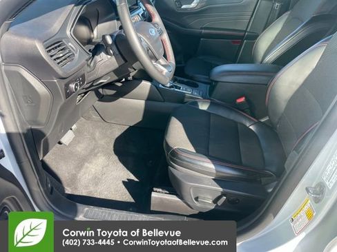 Used 2025 Ford Escape ST-Line Select image 9