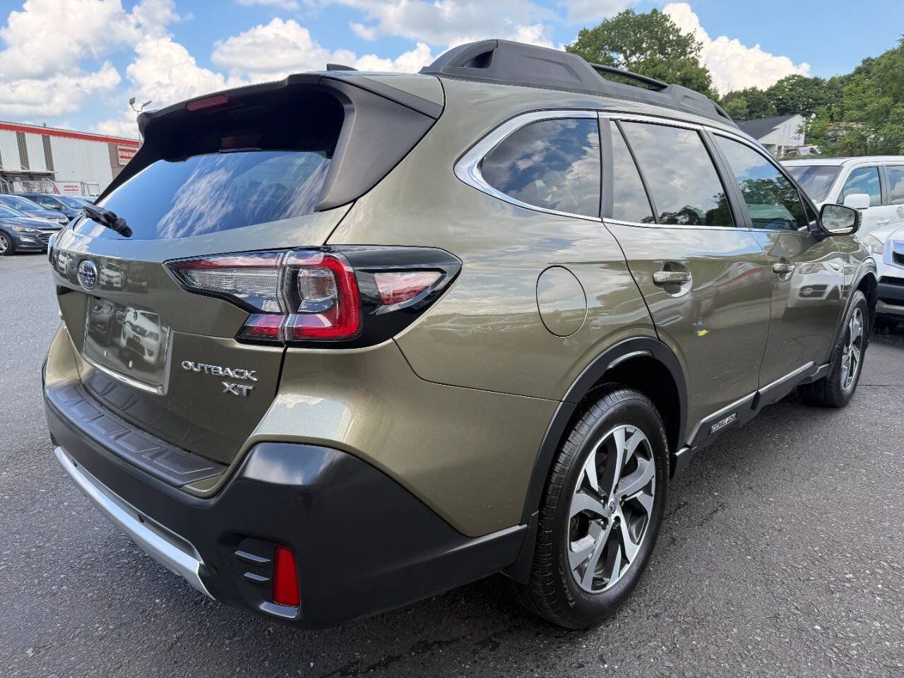 Used 2020 Subaru Outback Limited XT w/ Popular Package #2 AWD/4WD image 5