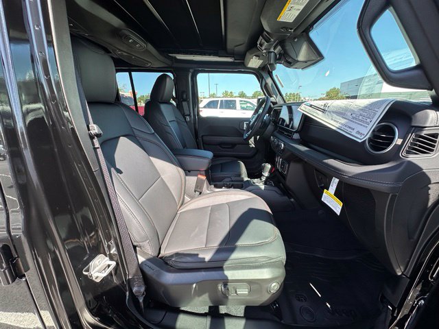 New 2027 Jeep Wrangler Unlimited Sahara AWD/4WD image 29