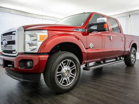 Used 2016 Ford F250 Platinum w/ FX4 Off-Road Package image 29