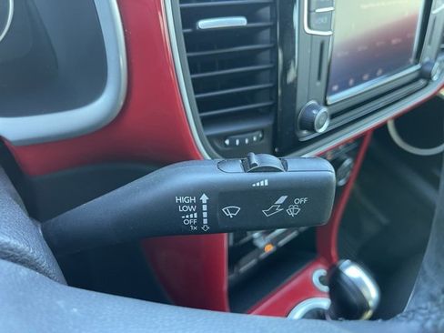 Used 2019 Volkswagen Beetle 2.0T SE image 21