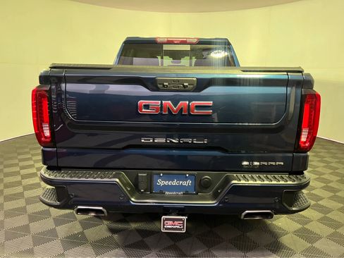 Used 2023 GMC Sierra 1500 Denali w/ Denali Reserve Package AWD/4WD image 6