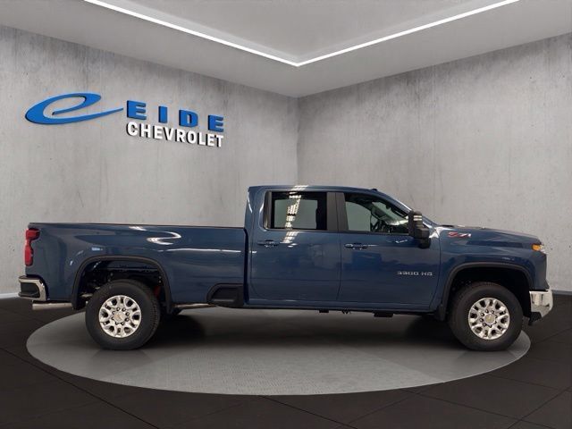 New 2026 Chevrolet Silverado 3500 LT w/ Safety Package AWD/4WD image 9