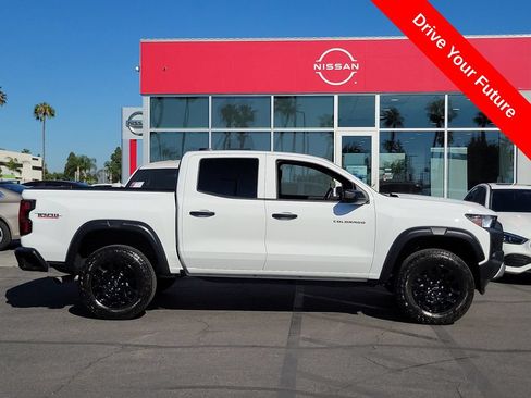 Used 2023 Chevrolet Colorado Trail Boss w/ Advanced Trailering Package AWD/4WD image 33