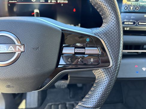 Used 2023 Nissan Ariya AWD image 16