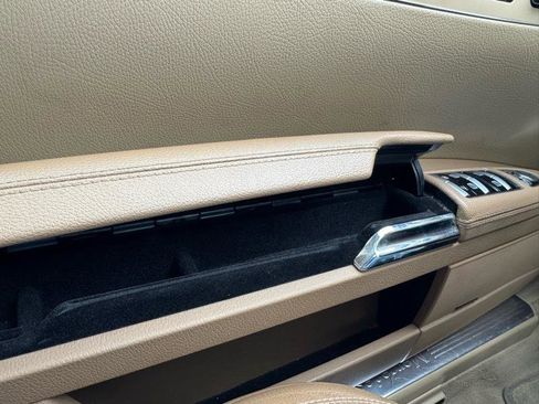 Used 2009 Mercedes-Benz S 550 4MATIC image 31