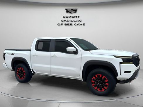 Used 2024 Nissan Frontier PRO-4X w/ Pro Convenience Package image 11