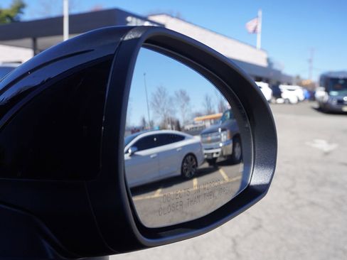 Used 2023 Mercedes-Benz GLC 300 4MATIC image 35