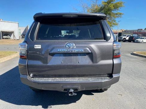 Used 2022 Toyota 4Runner SR5 image 6