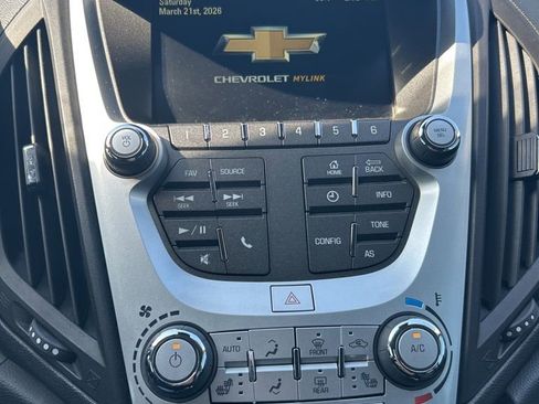 Used 2017 Chevrolet Equinox LT w/ Convenience Package image 33