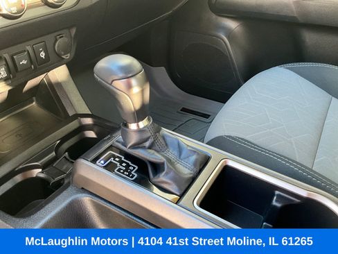 Used 2020 Toyota Tacoma TRD Sport w/ Technology Package image 27