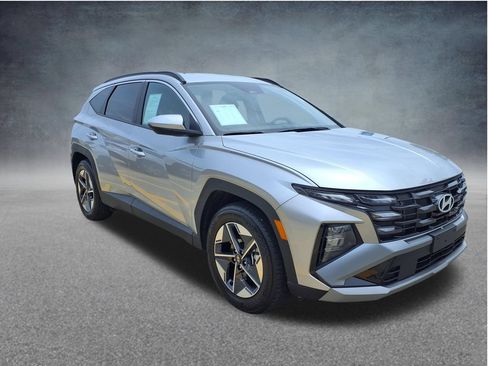 Used 2026 Hyundai Tucson SEL FWD image 4