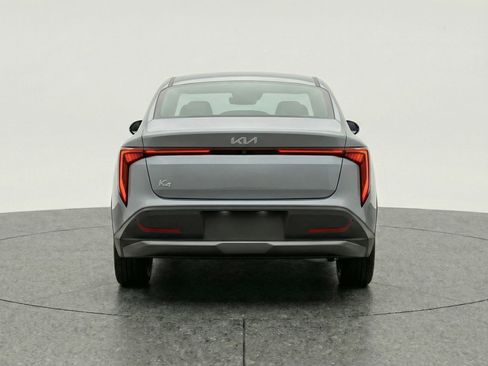 Used 2025 Kia K4 LXS image 7