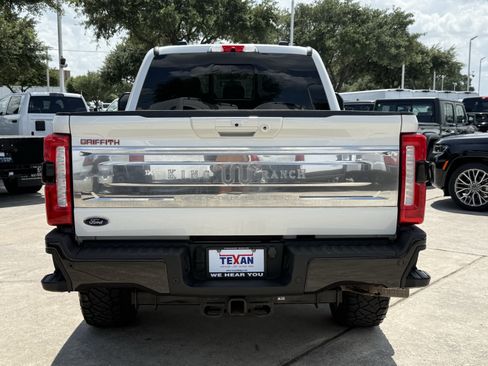 Used 2024 Ford F250 King Ranch w/ FX4 Off-Road Package AWD/4WD image 6