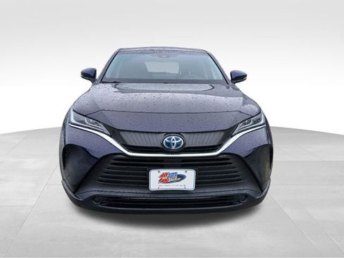 Used 2023 Toyota Venza LE image 8