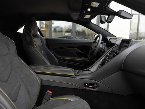 Used 2022 Aston Martin DBS Superleggera Volante image 49