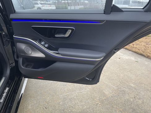 Certified 2023 Mercedes-Benz S 580 4MATIC Sedan image 43