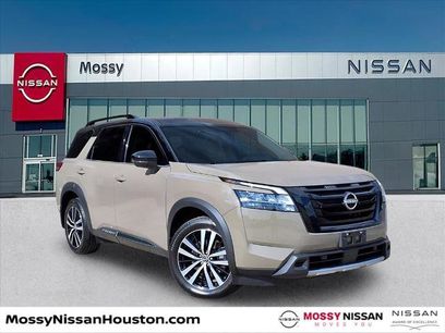 Certified 2024 Nissan Pathfinder Platinum