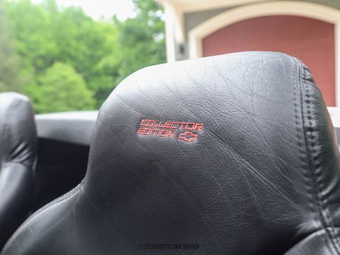 Used 1996 Chevrolet Corvette Convertible RWD image 58