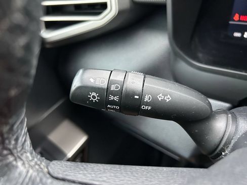 Used 2024 Toyota Tundra Limited AWD/4WD image 22