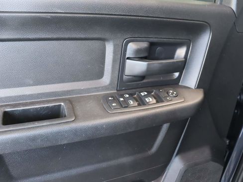 Used 2018 RAM 1500 Express w/ Express Value Package RWD image 15