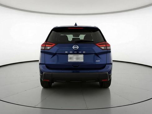 Used 2025 Nissan Rogue SV AWD/4WD image 7