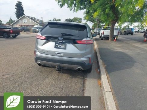 Used 2022 Ford Edge Titanium AWD/4WD image 6