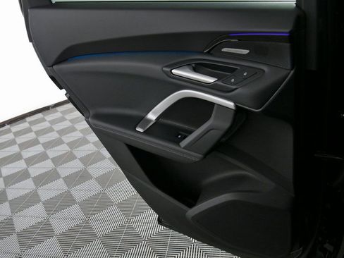 Certified 2025 Audi Q5 2.0T Premium Plus w/ Premium Plus image 28