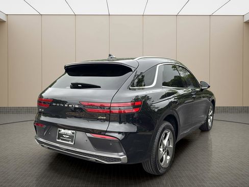 Certified 2026 Genesis GV70 2.5T AWD/4WD image 5