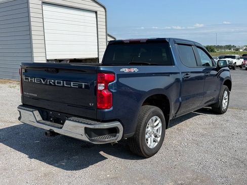 Used 2023 Chevrolet Silverado 1500 LT AWD/4WD image 17